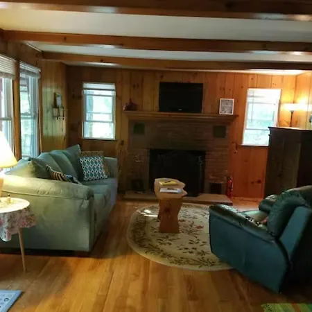 Tory Hill Villa